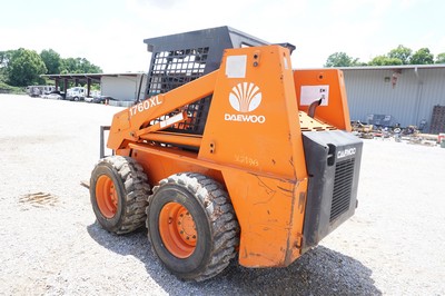 Daewoo 1760XL Skid Steer